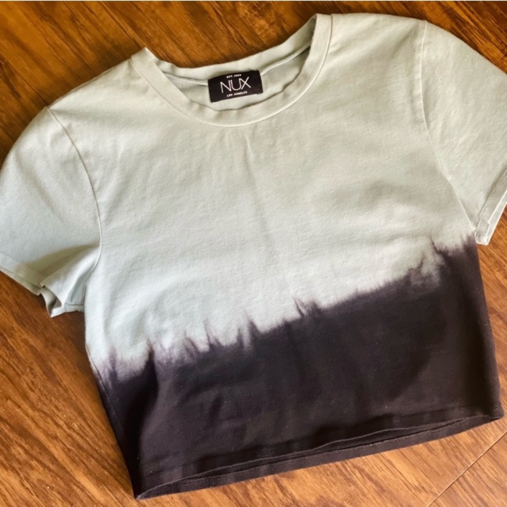 Nux Crop Top